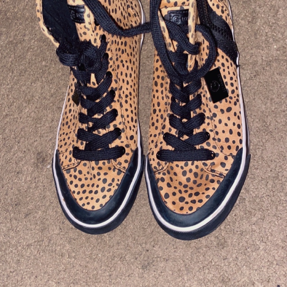 Los Angeles Apparel Tan and Black Sneakers